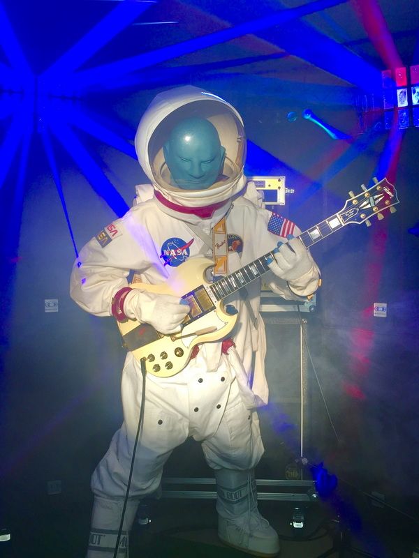 Sventonaut